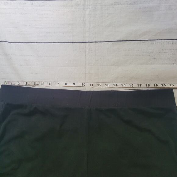 Torrid Size 3 Black Felt Front Pixie Pants Plus Career Office Stretch Pull On - Picture 2 of 7